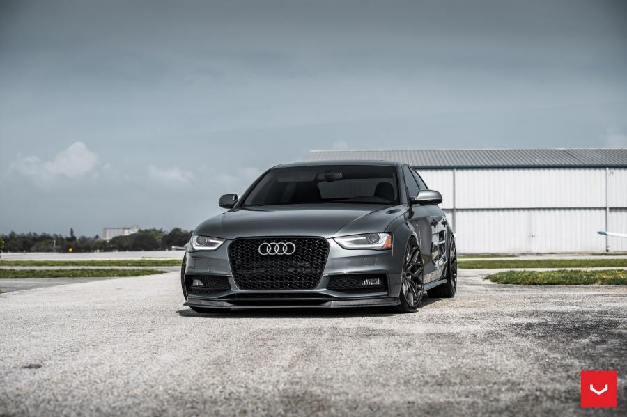  Audi S4 Sedan on Vossen Wheels (HF-2) 2018 года  (фото 5 из 22)